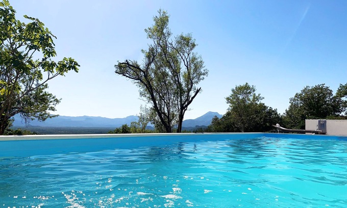 Sestanovac Villa | A secluded house "La Finca OliveTree"