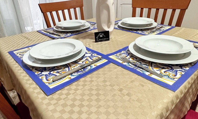 Molfetta Apartment | A short walk from the port of Molfetta, Family apartment with sea view.