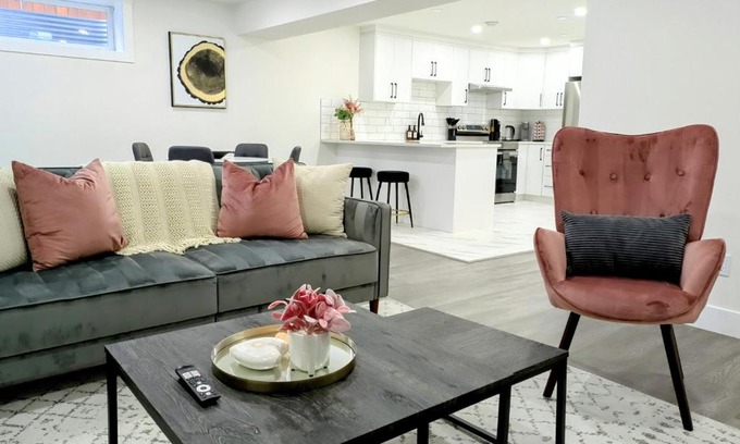 Chestermere House | A Slice Of Heaven In Chestermere