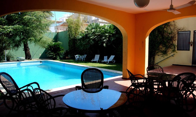 Pedreguer Ski Chalet | A stately oasis with a large garden 15 minutes from the beach