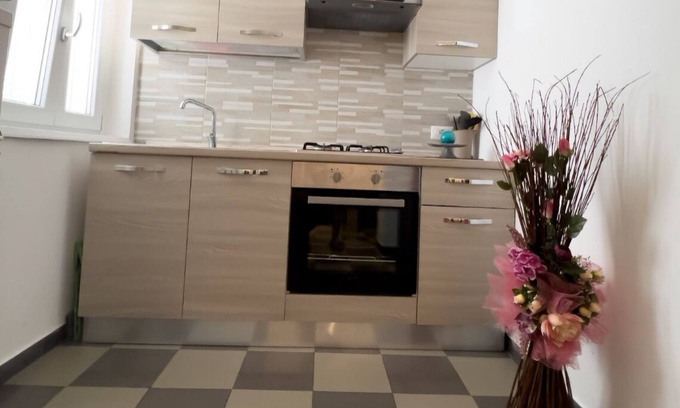 Ladispoli Apartment | A stone's throw from the sea in a central location awaits La Dimora Allegra