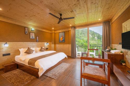 Fagu Apartment | A Suhana Suffer Kufri I Vacations I Conference I MICE I Family Events I Open Air Terrace I Sky Bonfire I Kufri by Exotic Stays