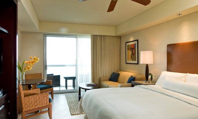 Zona Hotelera Resort | A Vacation to Remember - Westin Lagunamar Studio (400SqFt) OCEAN VIEW