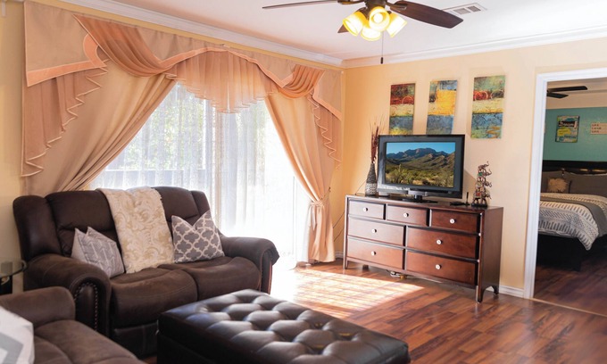 Mesa Apartment | A very cozy apartment with two master bedrooms!