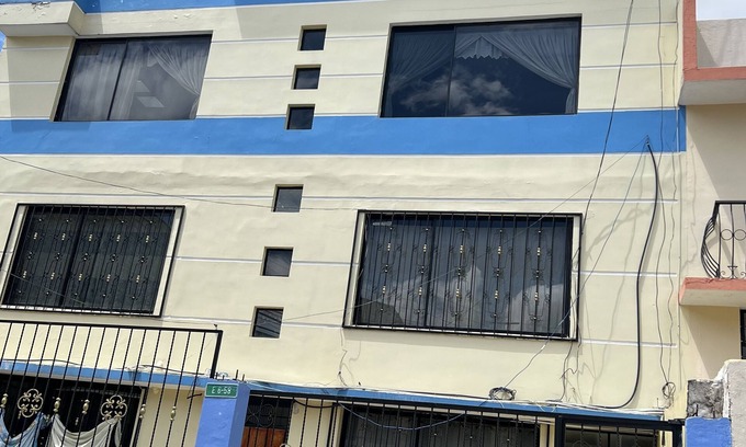 Quito Apartment | A very quiet and familiar house with a panoramic view of the entire city