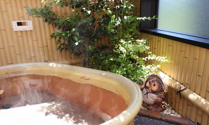 Shirahama House | A villa with a luxurious openair bath hot spring - Shell Ginger Building No 67 / Nishimuro-gun Wakayama