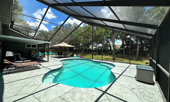 Sarasota House | A Whale of a Good Time!