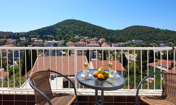 Babin Kuk Apartment | A3 KABLAR'S SUNNY SUITES 1BR APT with balcony and sea view - Duplicate