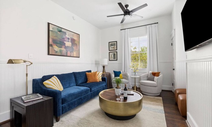 Downtown Charleston House | A4 at Saint Philip Square, One Block to King, Top Floor Courtyard View Apartment