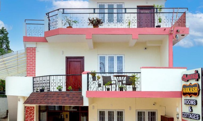 Ooty Hotel | Aakash Rooms and Cottages,