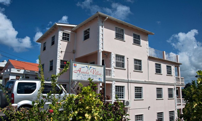 Castries Apartment | Aanola Villas A5 quiet hacienda
