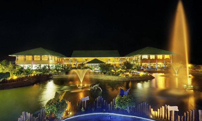 Sanand Hotel | Aarohi Starz Club