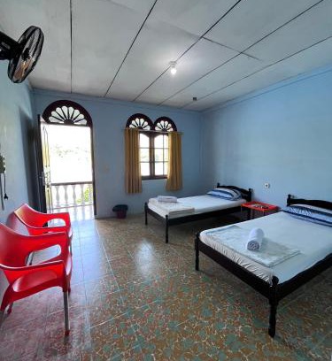 Tuk Tuk House | Abadi Guest House Tuktuk