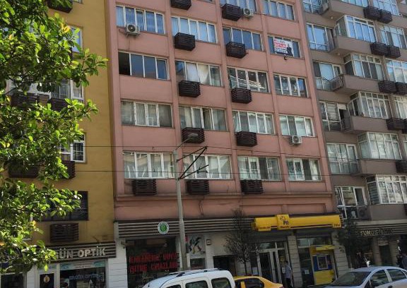 Altıparmak Mahallesi Apartment | Abbasi Apart-5