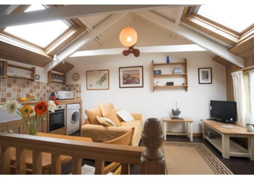 Mousehole House | Abbey Place Net Loft