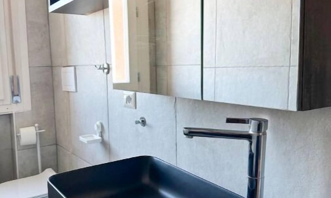 Crocetta-San Lazzaro-Modena Est Apartment | Abbot Modenese Suite