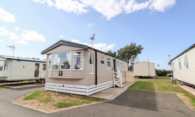 Towyn House | ABCVan