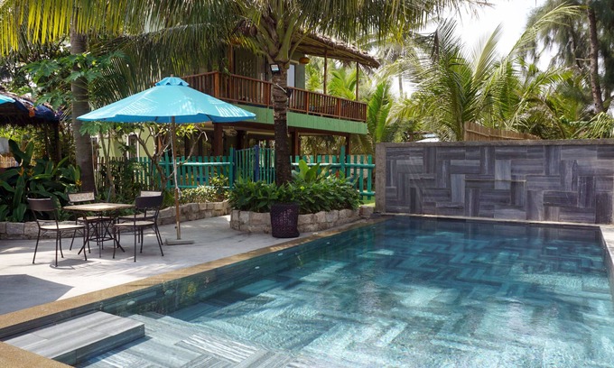 Cam An House | Absolute beach front on An Bang Beach. Oozing style, Salt Villa sleeps 6 (to 8)