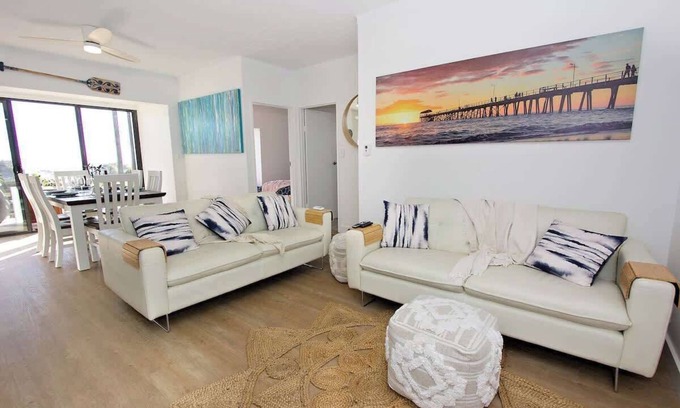 Semaphore Park Apartment | Absolute Beachfront Semaphore Sandy Feet 1