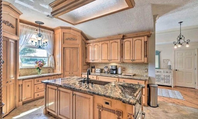 Spanish Grant House | Absolute Paradise Galveston