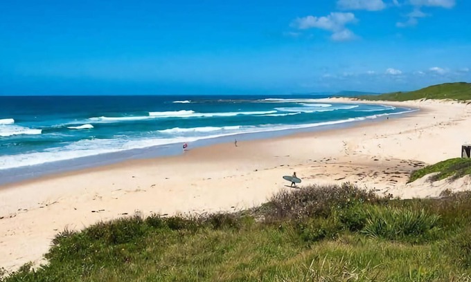 Toukley House | Absolute Waterfront Hidden Gem Toukley