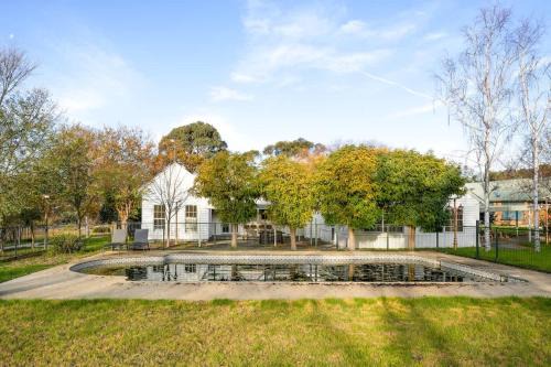 Balnarring House | Absolutely Beautiful Balnarring Family Home for 7
