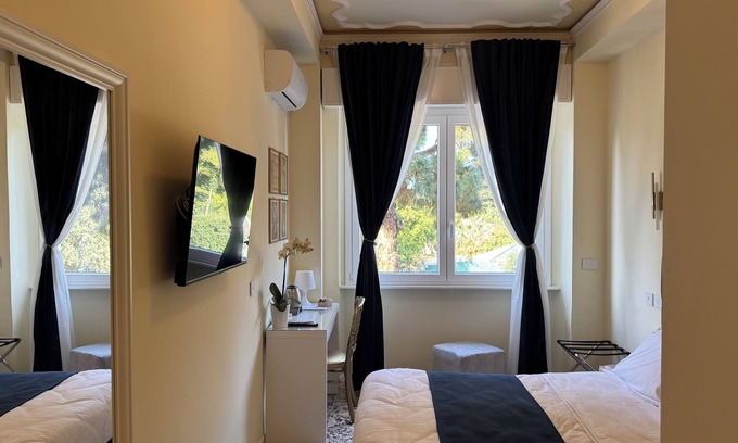 Reggio Calabria Bed & Breakfast | Ac Gold B&B-Deluxe Double/Double Room Single Beds
