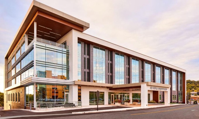 Brentwood Hotel | AC Hotel by Marriott Nashville Brentwood