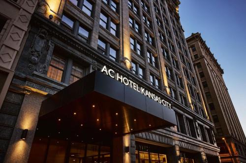 Financial District Hotel | AC Hotel by Marriott Kansas City Downtown