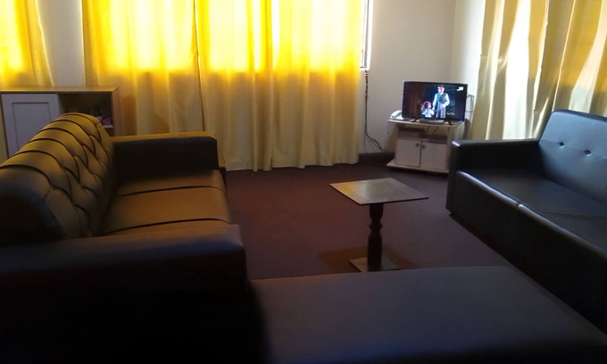 Accra House | Accra Guest House with WiFi