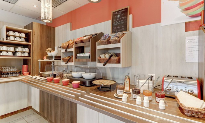 Saint-Victor Hotel | ACE Hôtel Montluçon