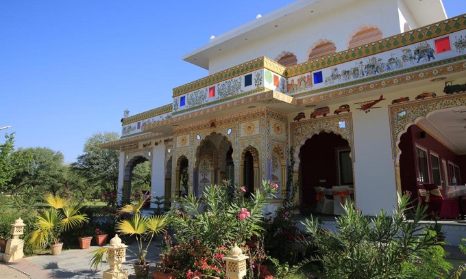 Ani Resort | Achrol Bagh