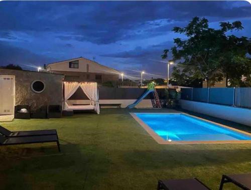 Vilanova I la Geltru House | Acogedora casa con piscina y 3 dormitorios