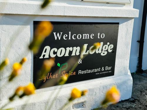Horley Hotel | Acorn Lodge Hotel Gatwick & Parking