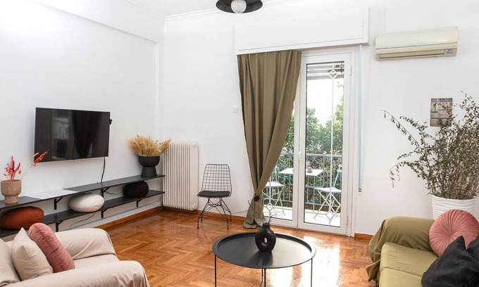 Koukaki Apartment | Acropolis 80m2 OliveStyle Apt Friends&Family