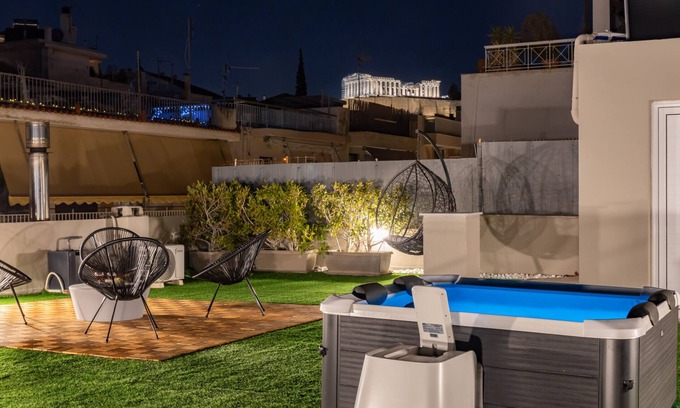 Athens City Centre Apartment | Acropolis View 3-Bdrm with Rooftop Garden & Jacuzzi