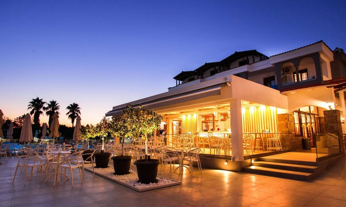 Nikita Hotel | Acrotel Lily Ann Village