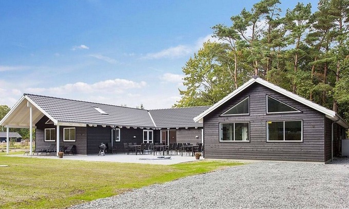 Frederiksvaerk House | Activity holiday home with pool area and modern equipment on North Zealand