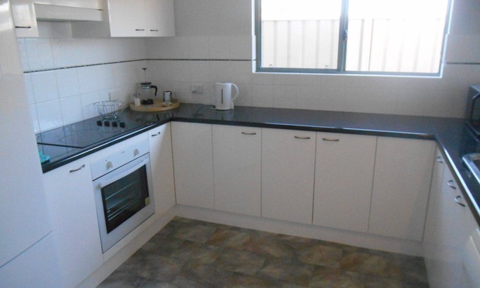 Ardrossan Apartment | Adam's View - Off Peak Special! - Free WiFi