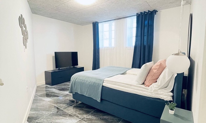 Aalborg Apartment | aday - Luxurious 3 Bedroom Modern Living