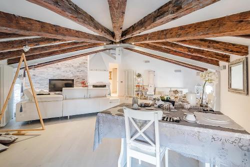 Trieste Old Town Bed & Breakfast | Addicted to Paradise b&b