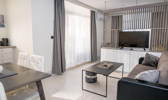 Obzor Apartment | ADIRAMAR Apartments