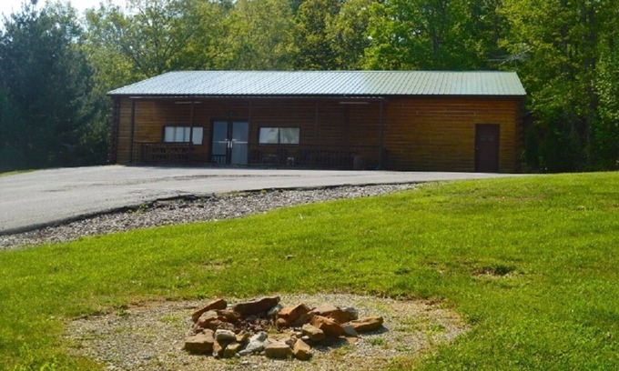 Eckerty Cabin | Adjoining Cabin 7A located on Patoka Lake in Southern Indiana
