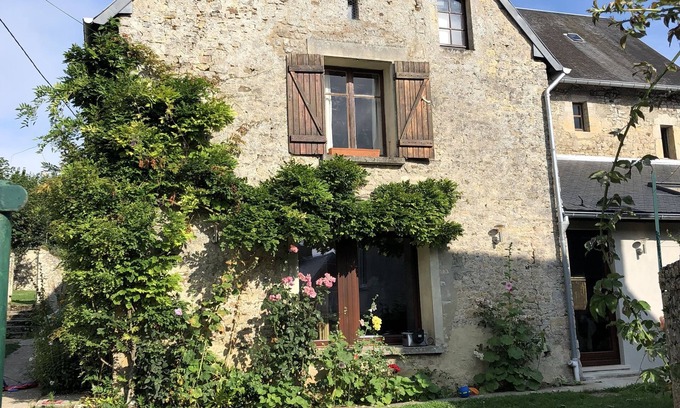 Sainte-Honorine-des-Pertes House | Admiralty: Warm Family Home near the D-Day Beaches - Omaha Beach
