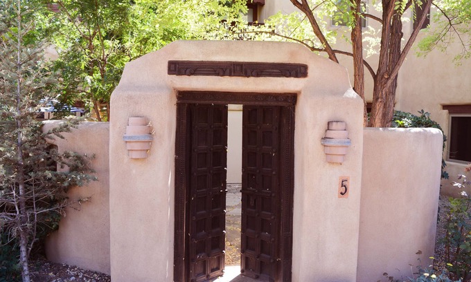 Taos House | Adobe de Feliz is a Charming 2 BR Condo just a short walk to Taos Plaza