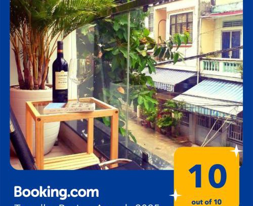 Ninh Kieu Hostel | Adora Hostel