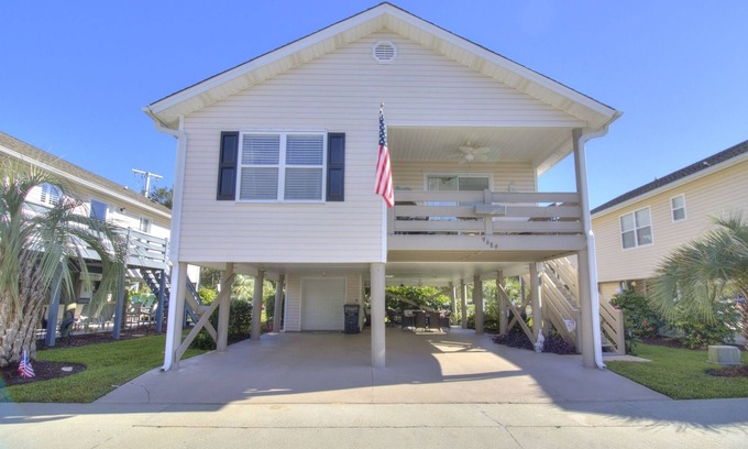 Myrtle Beach Cottage | Adorable 3BR 2BA Cottage - Shore Drive Area of Myrtle Beach!
