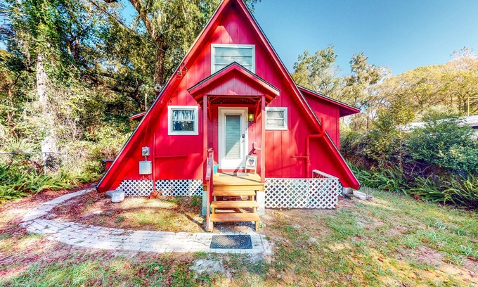 Bushnell Cabin | Adorable A-Frame with Riverfront Yard, Fishing Pier, & Firepit