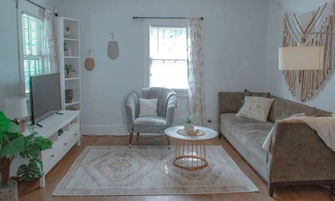 Hadley - Washington House | Adorable home with convenient access to Nashville