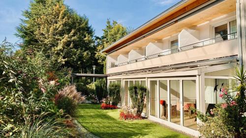 Aschach Apartment | ADORIS APPARTEMENTS im Lotzbeckpark am See "nachhaltiges Wohnen in Lindau"